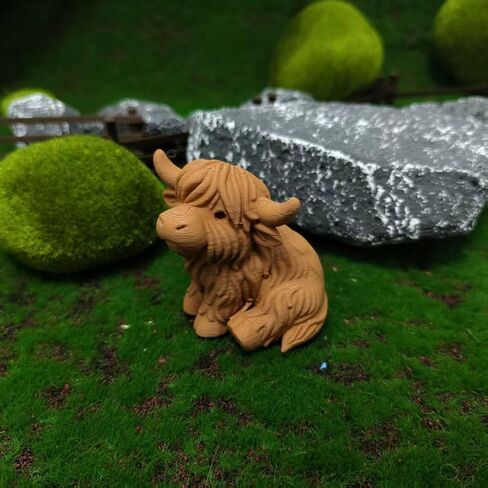 3D Printed Highland Cow Figurine, 1 Piece Highland Cattle (Type A) Collectible for Desktop & Bookshelf, Modern Farmhouse Animal Ornament, Unique Gift for Cow Lovers in Saudi Arabia