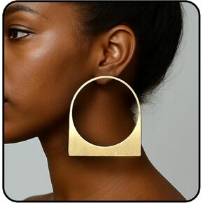 Large Chunky Gold Hoop Earrings for Women – Expensive Hollow Geometric Stainless Steel Statement Dangle Earrings with Textured Big Circle Design, Modern Metallic Fashion Jewelry Gift in Kuwait