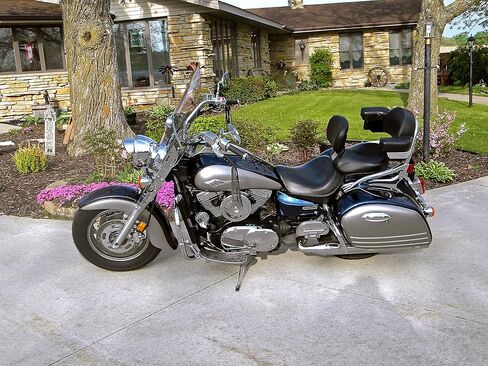Universal Motorcycle Armrest - 17" Wide in Saudi Arabia