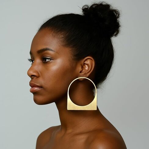 Large Chunky Gold Hoop Earrings for Women – Expensive Hollow Geometric Stainless Steel Statement Dangle Earrings with Textured Big Circle Design, Modern Metallic Fashion Jewelry Gift in Kuwait