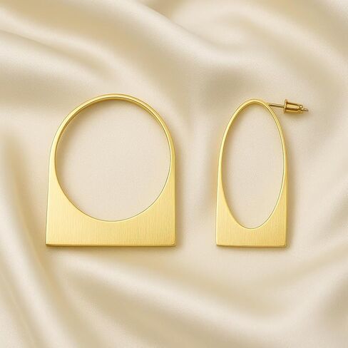 Large Chunky Gold Hoop Earrings for Women – Expensive Hollow Geometric Stainless Steel Statement Dangle Earrings with Textured Big Circle Design, Modern Metallic Fashion Jewelry Gift in Kuwait