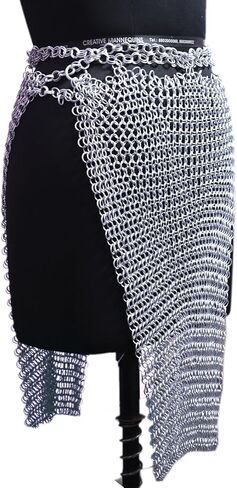 تنورة الورك المصنوعة من الألومنيوم من Chainmail، غلاف درع شبكي معدني فضي للمهرجانات والحفلات التنكرية والزي القوطي in Saudi Arabia
