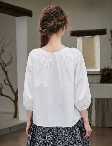 Women's Victorian Cotton Puff Sleeve Blouse White Romantic 3/4 Sleeve Comfy Top with Round Collar S-2XL in Kuwait
