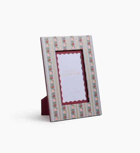 RIFLE PAPER CO. Paper Wrapped Picture Frame 8.5" L x 6.5" W x 0.75" H, Textured Paper-Wrapped Hardboard, Stylized Pattern Single Photo Frame for Special Photos With Friends and Family, Delphine in Saudi Arabia