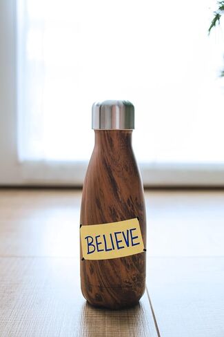 ملصقات WSQ 2-Pack Believe ملصقة من الفينيل - 4 بوصات - ملصقات لسيارة شاحنة فان نافذة ممتص الصدمات للكمبيوتر المحمول وكأس وزجاجة مياه وأي سطح أملس in Saudi Arabia