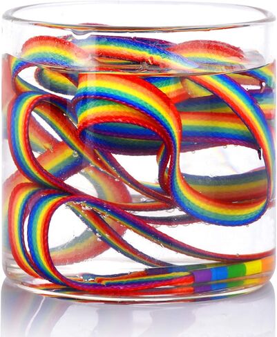 أربطة أحذية مخططة بألوان قوس قزح من TeeLiy - أربطة أحذية قوس قزح برايد للمثليين من LGBTQ للمسيرات 47 بوصة in Kuwait