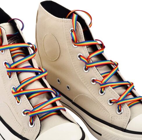 أربطة أحذية مخططة بألوان قوس قزح من TeeLiy - أربطة أحذية قوس قزح برايد للمثليين من LGBTQ للمسيرات 47 بوصة in Kuwait