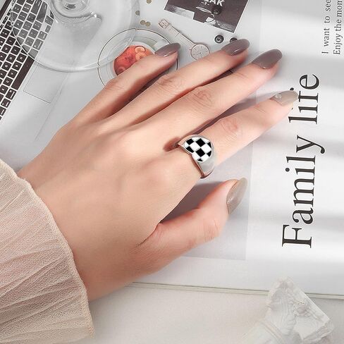 Checkered Ring for Women Black and White Checkered Ring Chunky Silver Rings Heart Checkerboard Bands Statement Finger Ring in Saudi Arabia
