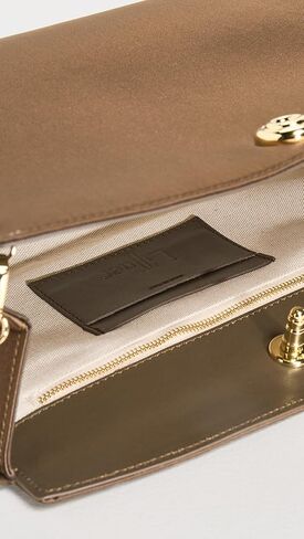 الحقيبة Pushlock النسائية in Kuwait