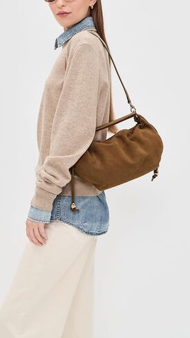حقيبة كتف نسائية من Madewell The Camren مصنوعة من الجلد السويدي in Saudi Arabia