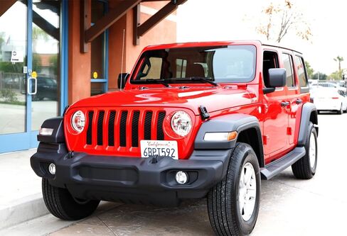 iJDMTOY لا يتطلب مثقابًا أماميًا للوحة الترخيص الأمامية، متوافق مع Jeep 2018-up Wrangler JL in Kuwait