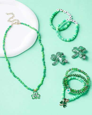 مجموعة أساور عيد القديس باتريك - 3 قطع من إكسسوارات عيد القديس باتريك مع قلادة سوار مطرزة بشعر نبات النفل للنساء، لوازم زينة أوراق خضراء لحفلة بطابع الربيع in Kuwait
