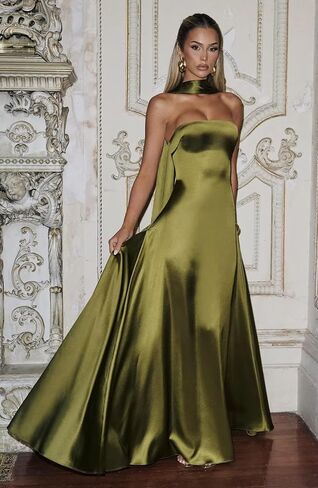 Strapless Satin Bridesmaid Dresses with Scarf Empire Waist A Line Formal Evening Prom Ball Gowns with Pockets in Kuwait