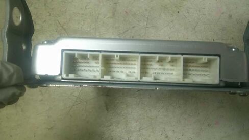وحدة التحكم ECM للمحرك تناسب 05-07 متوافقة مع Toyota Corolla 89661-02K22 8966102K22 in Saudi Arabia