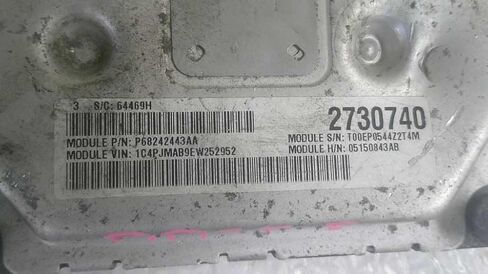 وحدة التحكم في المحرك ECM 2.4 لتر تناسب 14 سيارة جيب متوافقة مع شيروكي P68242443AA 68242443AA in Saudi Arabia