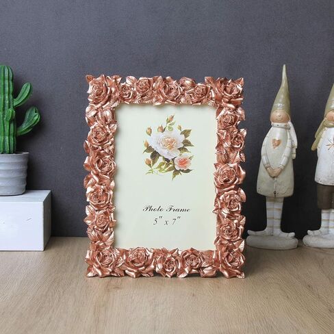 إطار صورة من الراتنج على طراز الحديقة مزين بزهرة الورد مع لوح زجاجي بليكسي عالي الدقة لعرض الصور على سطح الطاولة، لون ذهبي وردي، 5 × 7 بوصة in Kuwait