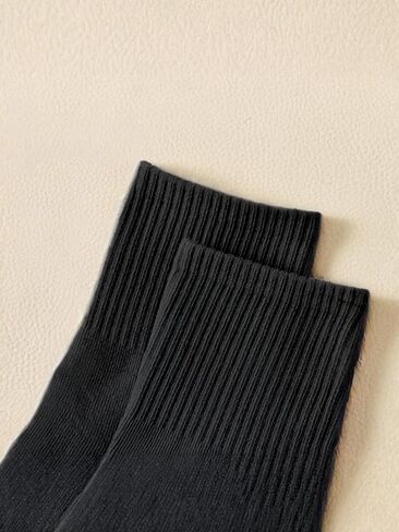 5-Pack Non-Slip Socks with Ribbed Cuff, Sports Socks for Men & Women, All-Season Mid-Calf Socks for Daily Wear in Saudi Arabia