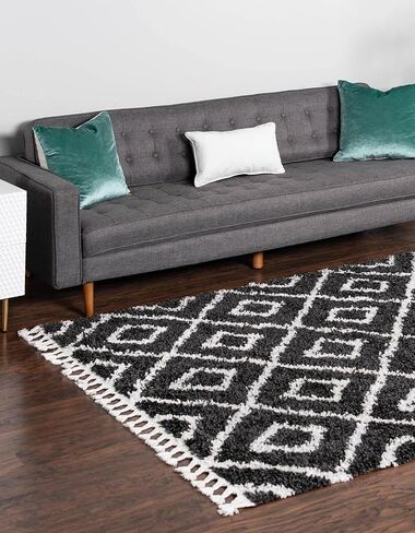 سجادة منطقة فريدة من نوعها من مجموعة Loom Hygge Shag - ألماس (5' 3" × 8' مستطيل، أسود وأبيض) in Saudi Arabia