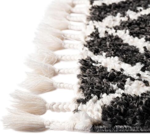 سجادة منطقة فريدة من نوعها من مجموعة Loom Hygge Shag - ألماس (5' 3" × 8' مستطيل، أسود وأبيض) in Saudi Arabia