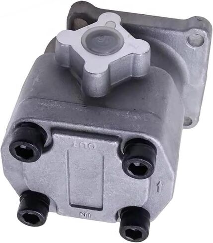 Hydraulic Oil Pump 67211-76100 721176100 Compatible with Kubota Tractor B4200 B5100 B6100 B7100 in Kuwait