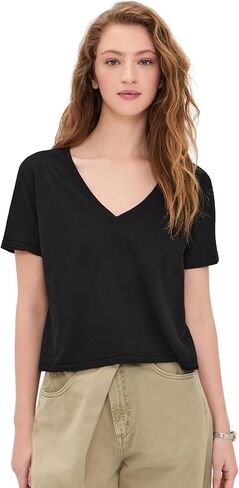 perfectwhitetee Women's Beckett Tee in Kuwait