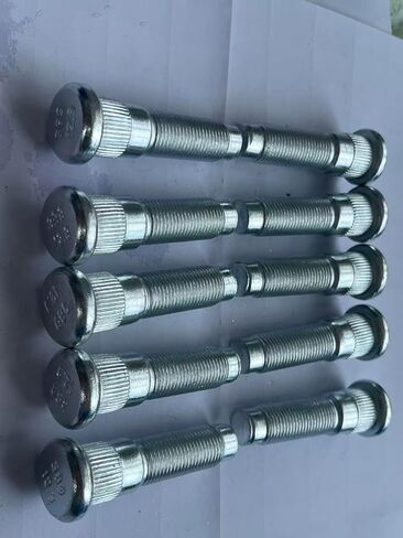 10 قطع براغي 610-389 9/16-18 مسمار مسمار للعجلة - 0.666 بوصة، عقدة، 2.34 بوصة. الطول متوافق مع 1999-2010 دودج رام 1500، 94-99 رام 2500 بيك اب، 99-03 رام 2500 3500 فان in Kuwait
