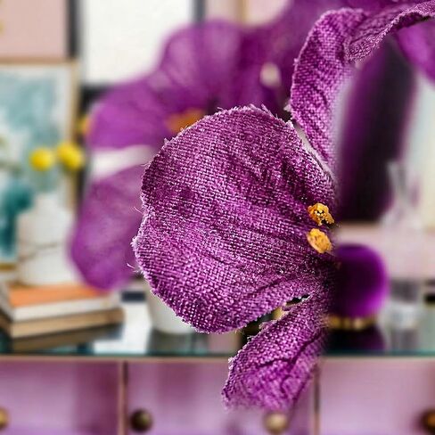 6 عبوات من زهور البنفسج الاصطناعية، زهور البنفسج الأرجوانية خفيفة الوزن وزهور وهمية لديكور الطاولة المركزية للمنزل والمكتب in Kuwait