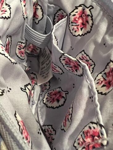 Women's Cotton Coin Purse in Magnifique Floral in Saudi Arabia