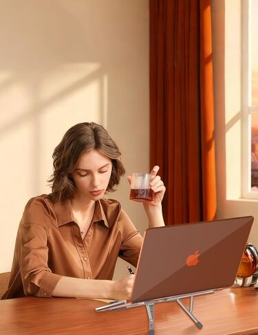 حزمة حافظة صلبة شفافة من PHOCAR لجهاز MacBook Air 13.6 بوصة، متوافقة مع موديلات M4/M3/M2 A3240/A3113/A2681، غطاء حماية برتقالي شفاف مع غطاء لوحة المفاتيح، واقي الشاشة ولوحة الماوس in Kuwait