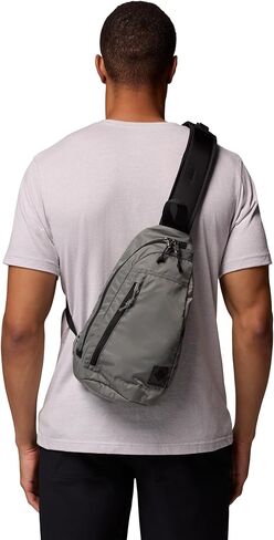 Columbia Unisex Great Smoky Garden Cross-Body Bag in Saudi Arabia