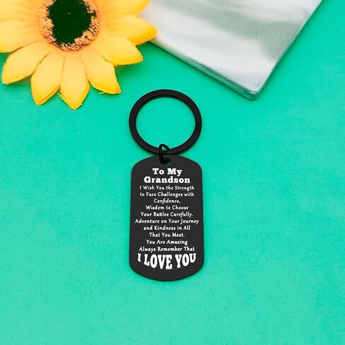 Inspirational Keyring Gift for Grandson To My Grandson Keychain Grandson Gifts from Grandma Grandpa Jewelry First Day of School Gifts for Grandson Thanksgiving Christmas Birthday Present for Men in Saudi Arabia