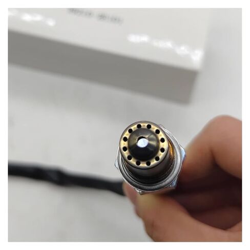 Upstream O2 Oxygen Sensor 39210-2E101 9025050031 392102E101 for 2015-2018 in Saudi Arabia