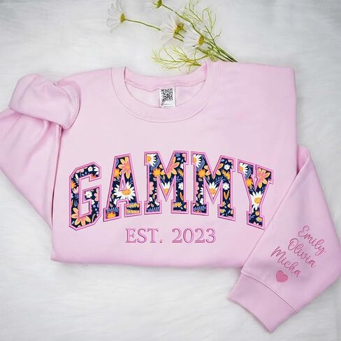 UrbanNEST Personalized Floral Embroidered Applique Mama Sweatshirt, Custom Grandma Crewneck for Women, Gifts for Mother’s Day in Saudi Arabia
