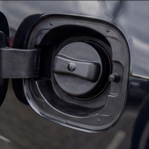 Gas Fuel Tank Cap A0004704605 Compatible with Mercedes Benz Sprinter Vito Viano W639 W638 W447 W906 W903 Replaces A0004705805 A0004703105 in Saudi Arabia
