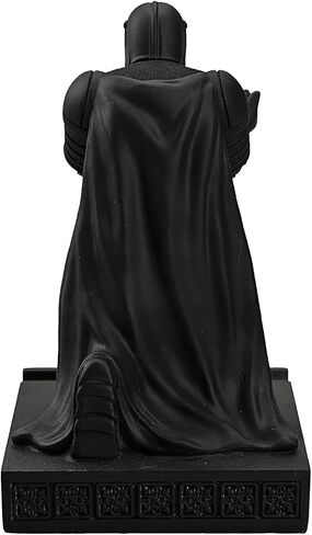 حامل قلم Windbreaker Soldier Knight ملحق مكتبي شخصي، حامل للهاتف المحمول ووحدة التحكم في الألعاب، حامل جهاز هدية لعشاق العصور الوسطى (أسود) in Kuwait
