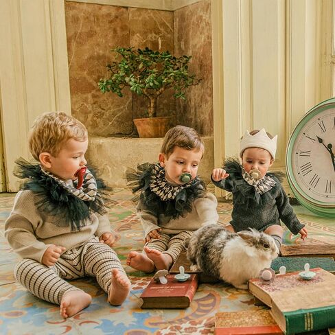 مشبك لهاية الأطفال من السيليكون ووندر، العلامة التجارية رقم 1 لزجاجات الأطفال واللهايات في إسبانيا، مشابك اللهاية للأطفال، مستلزمات الأطفال، لون أزرق وهمي in Kuwait