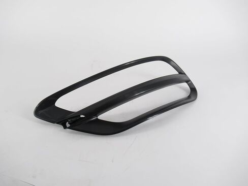 OEM Genuine Kia Rear Bumper Right (Passenger Side) Fog Lamp Molding Cover 86658 D9500 86658D9500. in Saudi Arabia