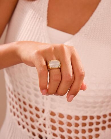 YeGieonr Gold Rings for Women Non Tarnish 2pcs Set, Signet & Chunky Statement Rings, Waterproof, 18K Gold Plated Stainless Steel – Fashion Jewelry Gift in Kuwait