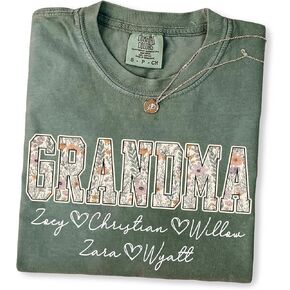 NAZENTI Personalized Floral Mama Grandma Shirt with Kids Name, Custom Gifts for Mom Grandma, Mother’s Day Shirt for Women in Kuwait