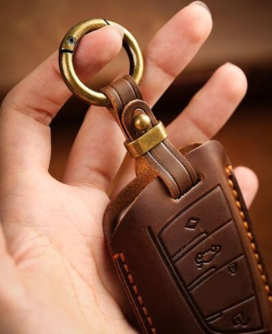 Creative Leather Car Keychain Key Fob Quick Release Metal Key Chain in Saudi Arabia