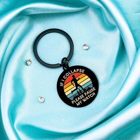 Aisity Runner Gifts for Men Track And Field Running Keychain Gifts for Runners Men Teenager Marathon Fitness Runner Track Athletes Cool Running Cross Country Gift for Him in Kuwait