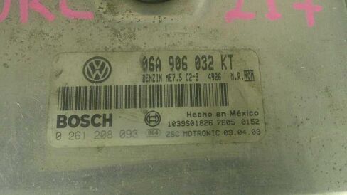 Engine ECM Control Module 1.8L Turbo Fits 03 Beetle 06A 906 032 KT 06A906032KT in Saudi Arabia