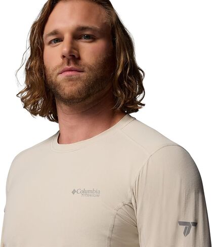 Columbia Men's Diamond Peak Pro Long Sleeve Crew in Saudi Arabia