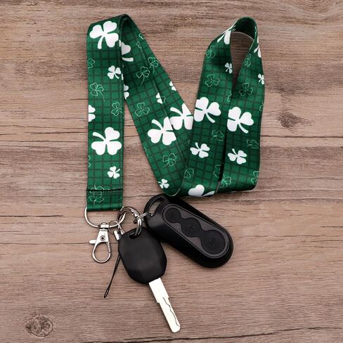 Green ID Badge Lanyard for St. Patrick's Day with Retractable Badge Reel Clip for Ireland Men Women Parade Event in Saudi Arabia