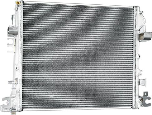 3 Row Aluminum Radiator Replacement for 2018-2023 2019 Jeep Wrangler JL Gladiator 3.0L 3.6L in Kuwait
