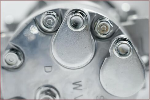 20501067 Air Conditioning Compressor Replacement for 1999-2018 Mack CH MR RD CHN613, Volvo VNL VHD # 4493SAN 20388777 1401362 5385 54148 4006 4733 4892 4286U1 4286U 85126010 in Kuwait