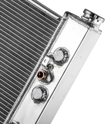 3 Row Radiator For 1982-91 Chevy C10 C20 K10 K20 GMC C1500 C2500 6.2L V8 Diesel AT 44mm Core Crossflow engine cooling radiator 1983 1984 198586 87 88 89 90 in Kuwait