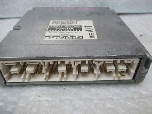 وحدة التحكم في المحرك ECM تناسب 1998 98 متوافقة مع Toyota Sienna 89661-08011 8966108011 in Saudi Arabia