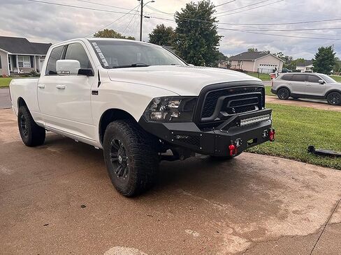 متوافق مع 2009-2010-2011-2012 RAM 1500 المصد الأمامي مصنوع من الفولاذ الأسود مع ضوء وحلقة على شكل حرف D in Kuwait