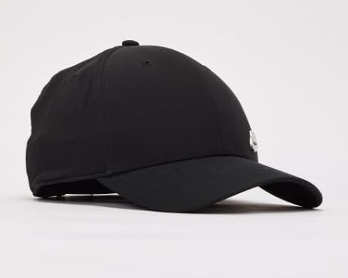 قبعة جوردان نايكي المعدنية بشعار النادي قبعة معدنية Futura SNAPBACK مقاس موحد (أسود × فضي) in Saudi Arabia